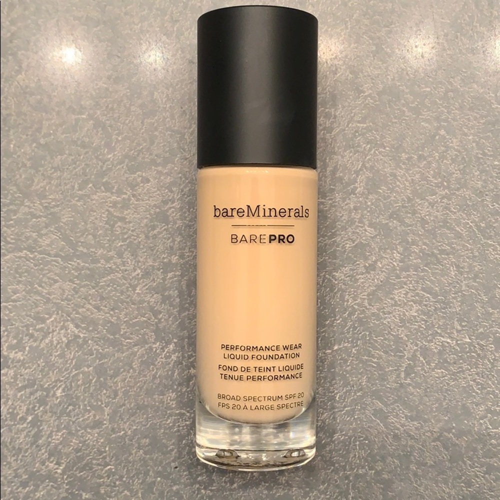 bareMinerals Performance Wear Liquid Foundation